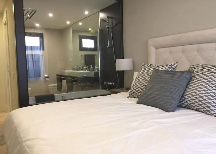 Ferienhaus Modern With View To Gibraltar, Large Terrace And Jacuzzi Estepona