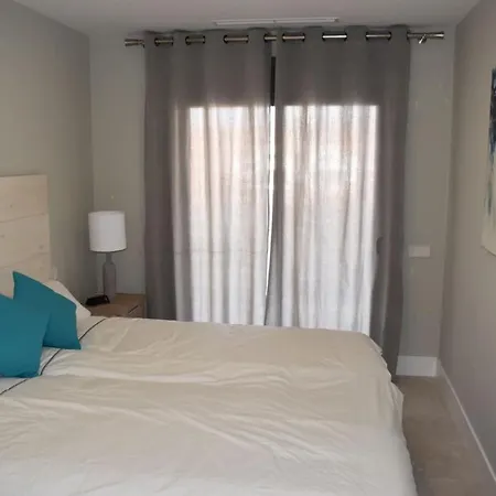 Semesterbostad Modern With View To Gibraltar, Large Terrace And Jacuzzi Estepona